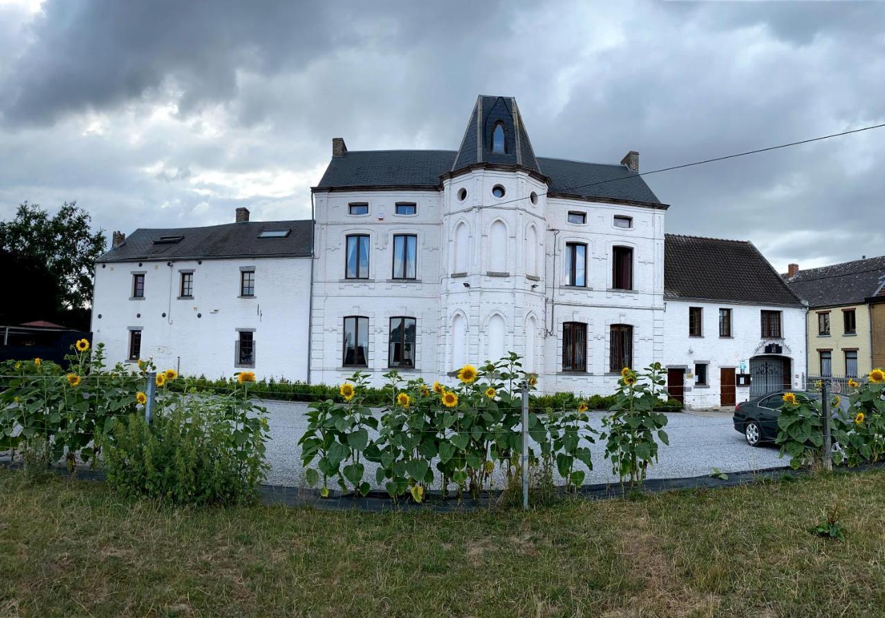 Le Chateau De Frankie Spas-Saunas Grand-Reng Exterior foto